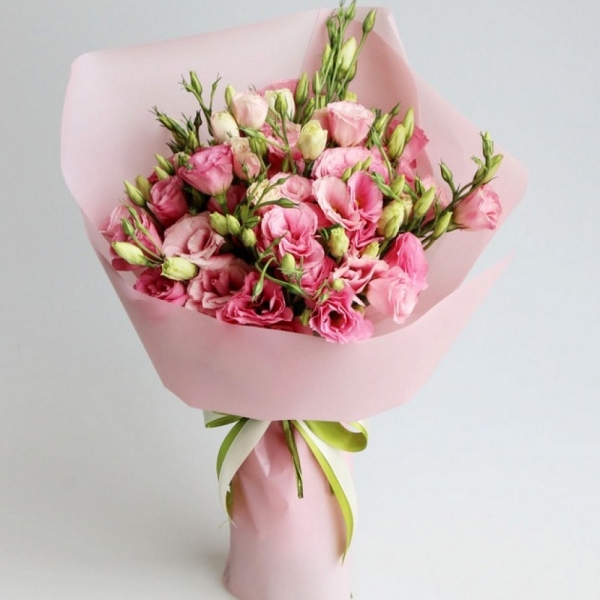 PEMBE LİSYANTUS BUKETİ